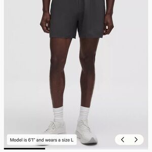 Men’s Lululemon Pace Breaker Linerless Short 5"